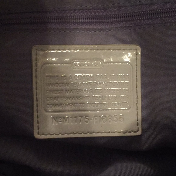 Coach purse - Picture 2 of 4